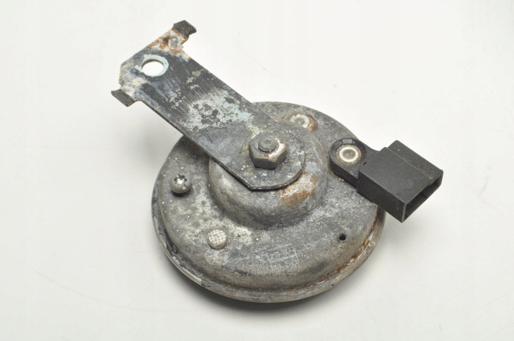 Купити Isuzu d-max 3 клаксон сигнал звуковий