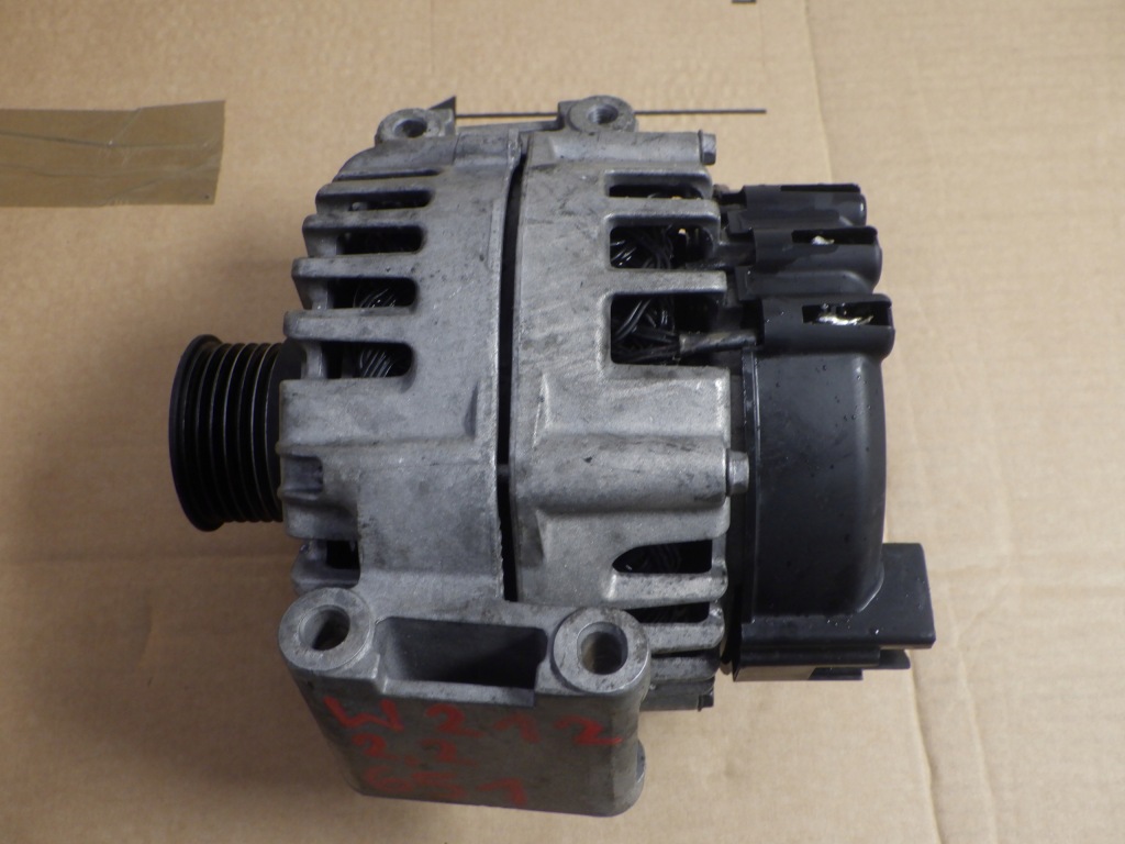 Купить Генератор a0009062822 mercedes w205 w253 w447 w212 2.2