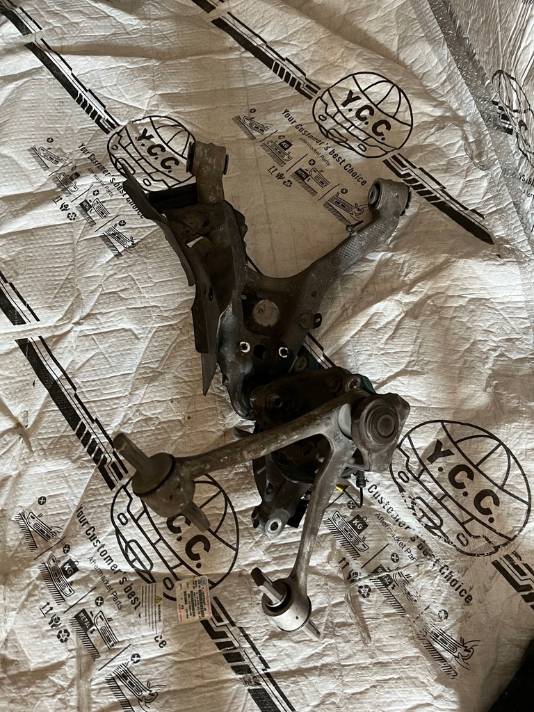 фото №5, Chevrolet corvette c7 14r- поворотний кулак комплектна важелі ліва 23113204