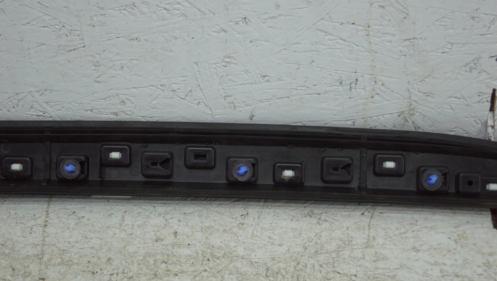 фото №10, Молдинг кровельная левая peugeot 2008 i 9806404877