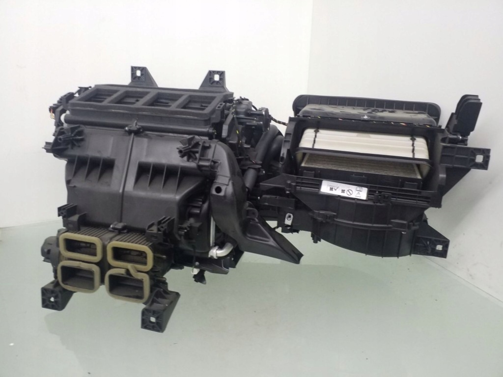 фото №1, 2013 land rover range rover sport l494 модуль обігрівача mf113930102