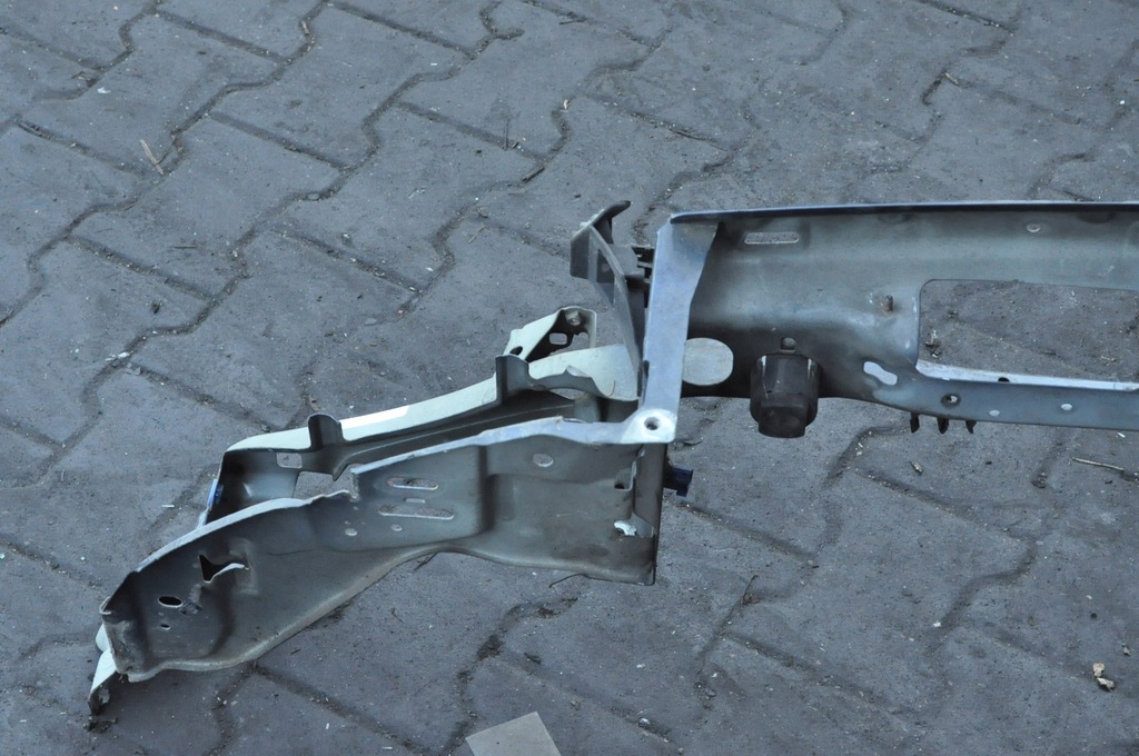 фото №5, Volvo s40 ii v50 pas передний усилитель lift