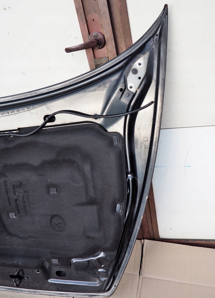 фото №5, Volvo v50 шумоізоляція шумоізоляція капот кришки двигуна з kołkami