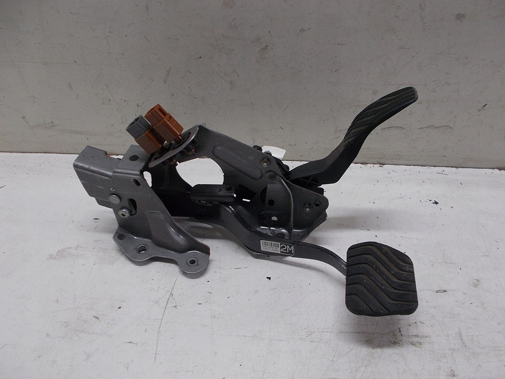 фото №2, Kadjar педалі автоматична коробка передач комплект 1.5 dci