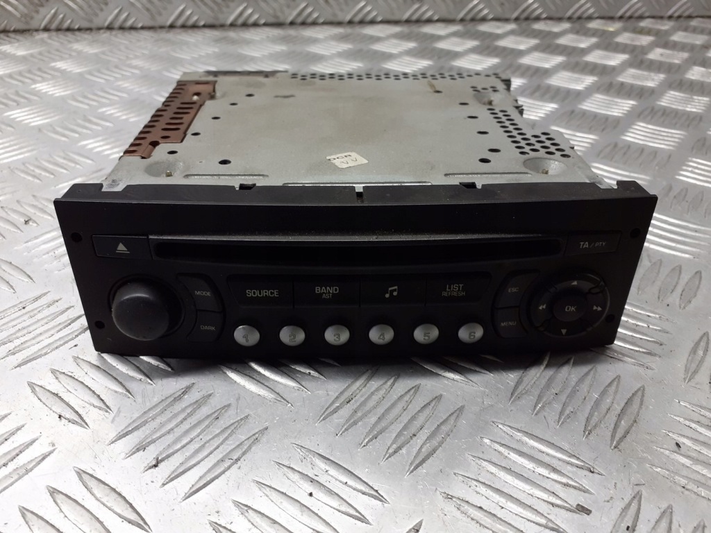 фото №1, Радио заводской cd citroen c3 96537894xt