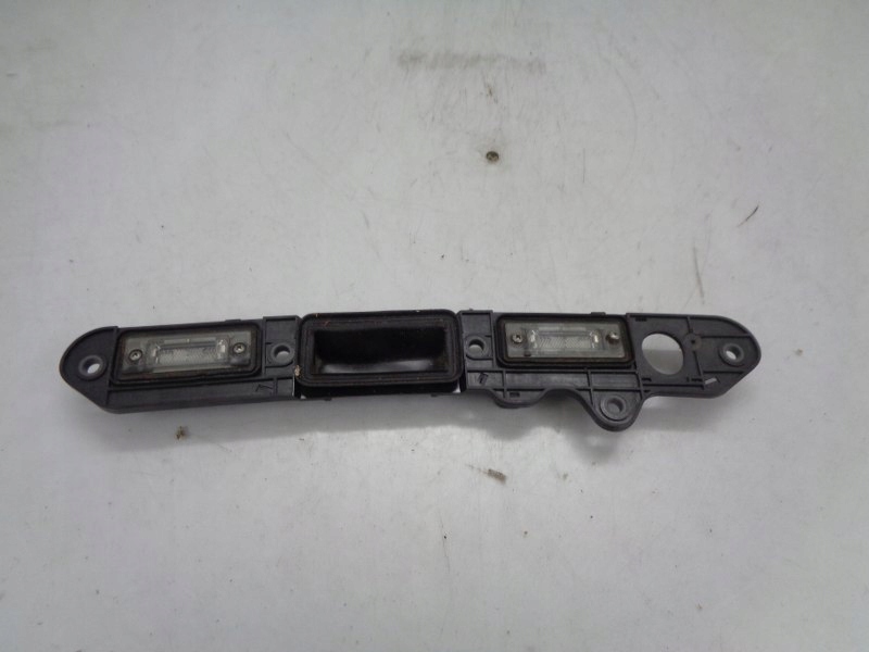 фото №1, Vw golf v plus touran passat b6 ручка кришки задній