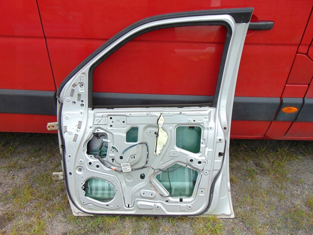 фото №14, Дверь правый перед nissan navara pathfinder серебристый