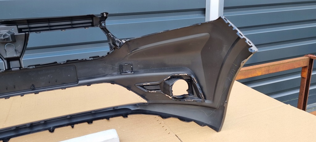 фото №10, Dacia sandero iii 20- бампер перед оригинал g058