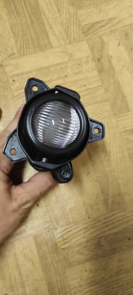 Протитуманна фара правий lub лівий astra j рестайлінг  13367140 lub 13367141 автомобіля po 2013r в Україні