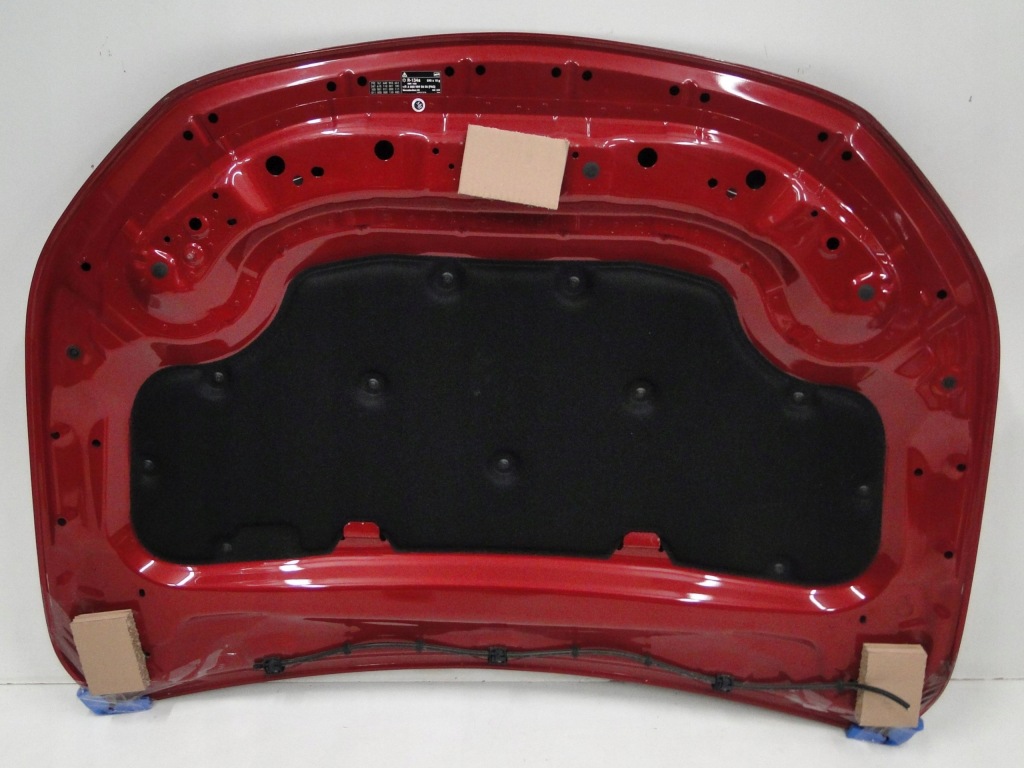 Mercedes капот крышка двигателя czerwona 993 glb 247 x247 Доставка