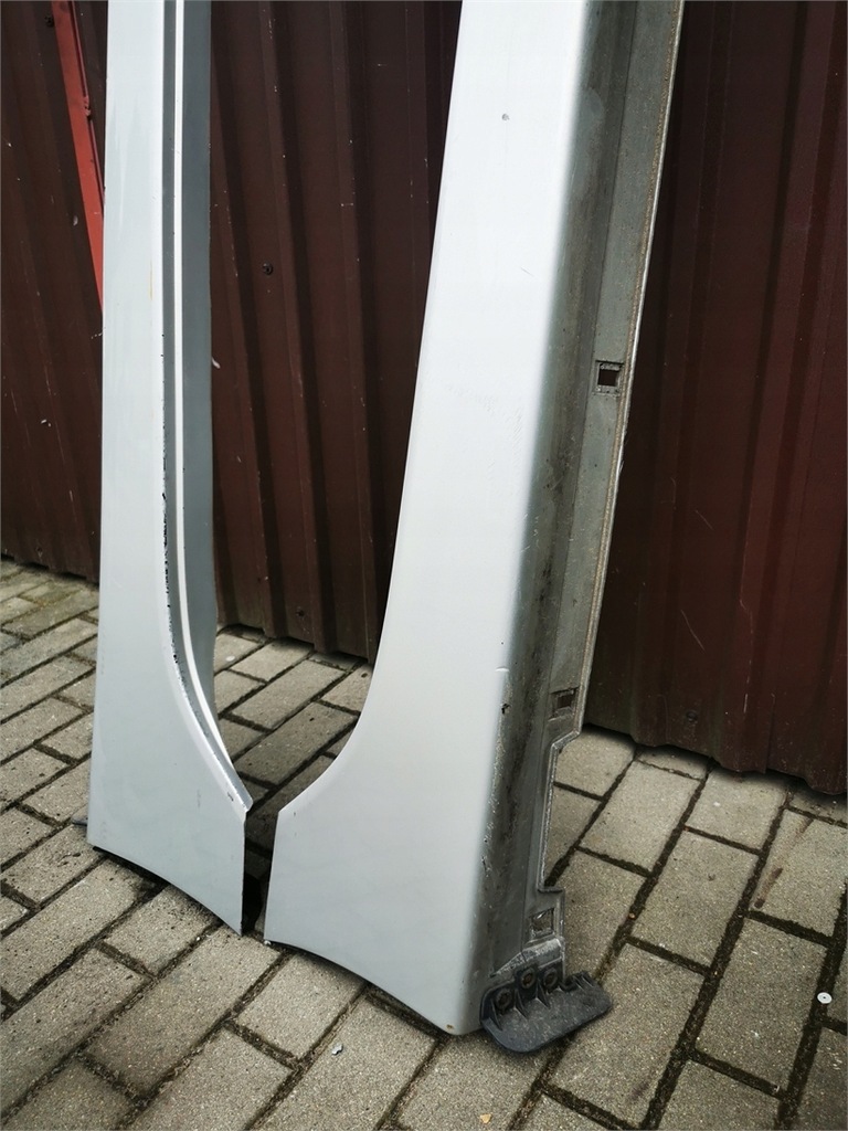 фото №7, Hyundai i40 kombi lift 15-18 поріг правий молдинг поріг права