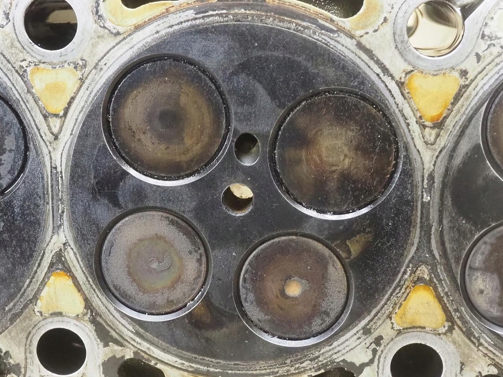 фото №14, Головка комплектна вали audi a6 c6 2.7 tdi bpp права 0594af