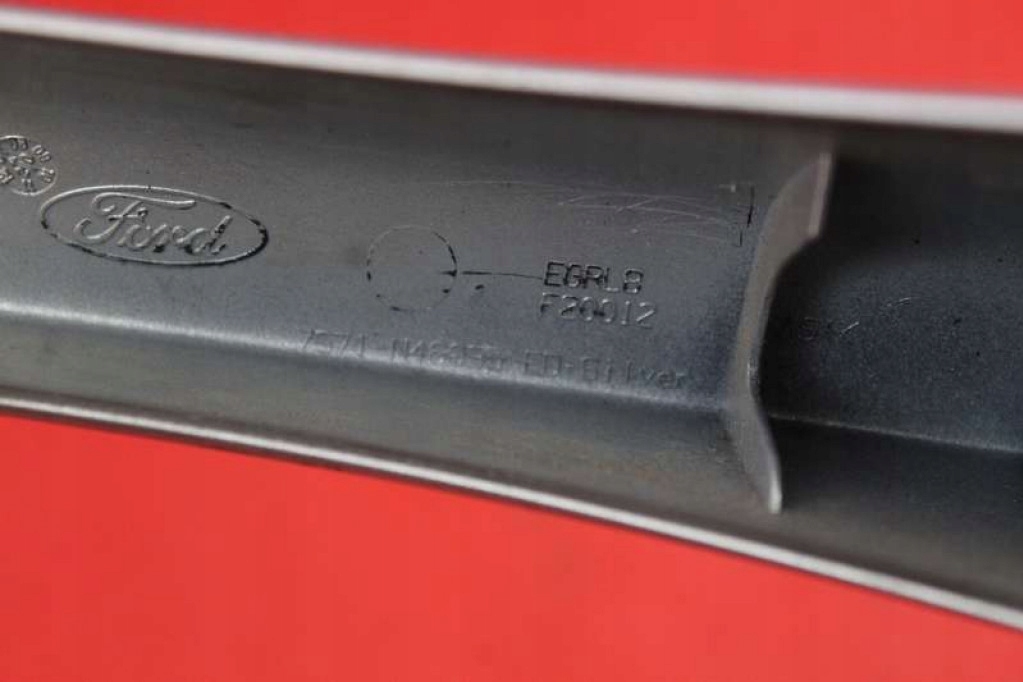 фото №6, Заглушка рейлінг лівий задня 7s71-n46035-ed срібляста ford mondeo mk4 kombi