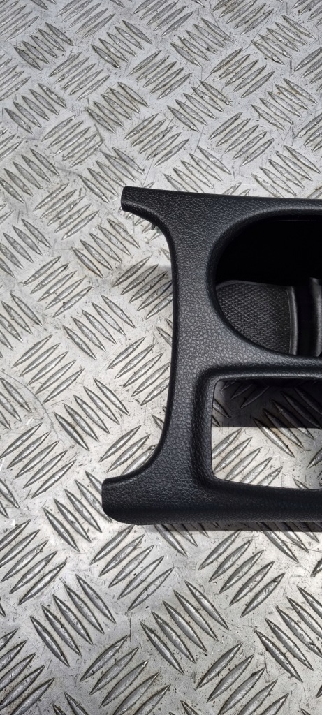 фото №7, Mercedes w117 w176 кронштейн na чашки захист тунель a1766800210