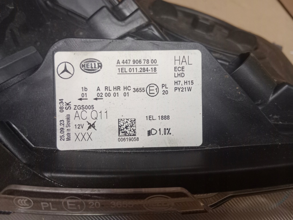 Лампа правая перед передняя mercedes vito v-klasa a447 a4479067800 с Разборки