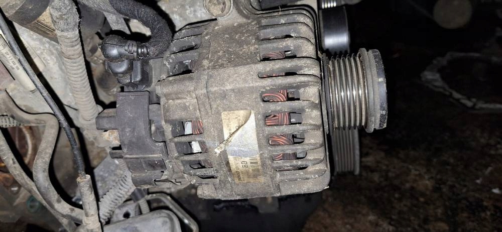 Купити Opel corsa генератор 2010 1.3l bd13256933