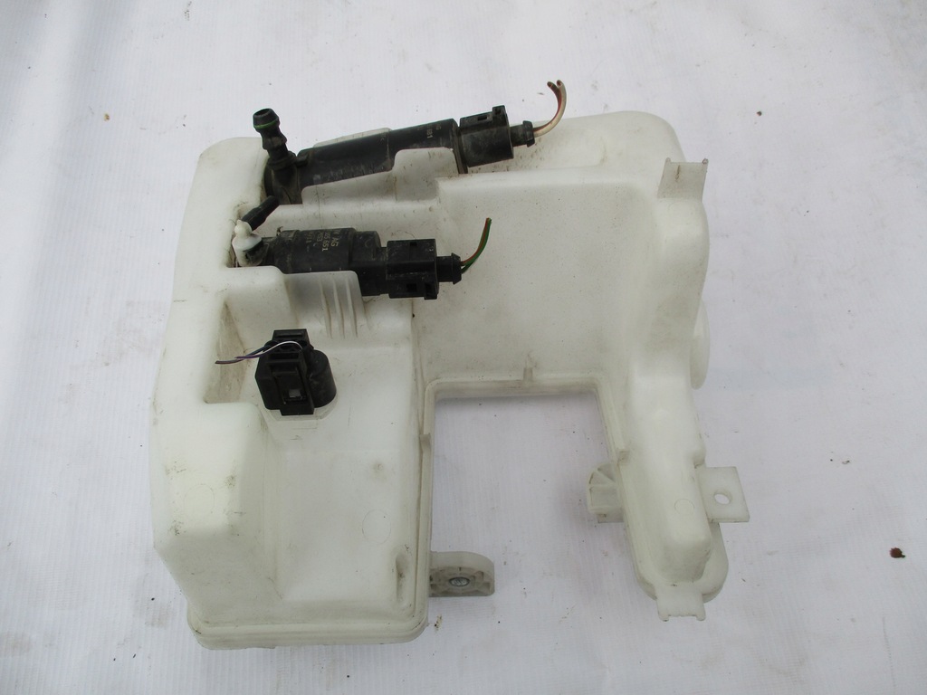 фото №5, Бак распылителя vw pasat cc 2012r 3c8955453f