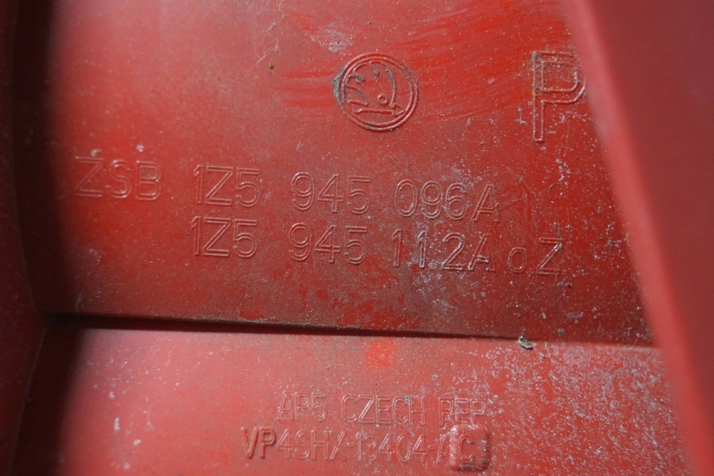 фото №16, Skoda octavia ii лампа правый задняя hb s2073