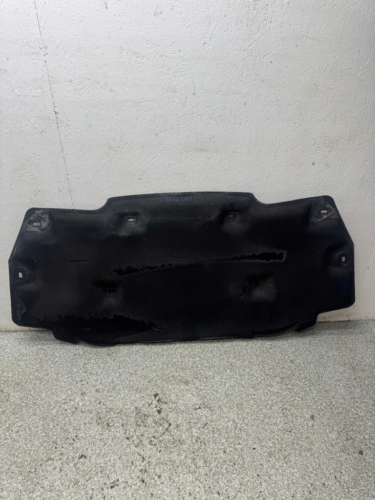 фото №8, Шумоизоляция капот volvo xc60 i 2013-2017 31402485