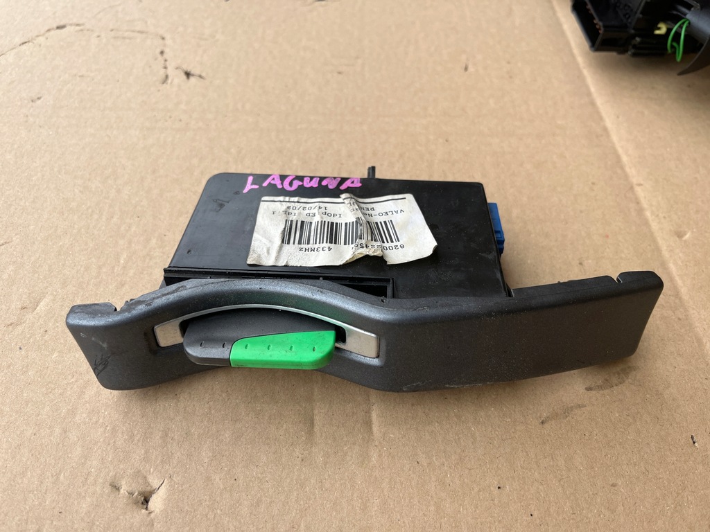 фото №1, Считыватель карты renault laguna 2001-2005 1.9 dci 8200224594