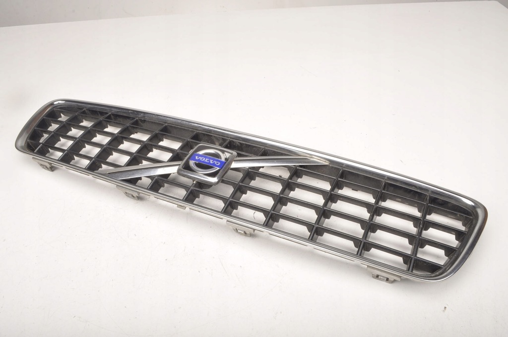 фото №1, Volvo s40 ii v50 решётка радиатора решётка радиатора решётка радиатора 08620116