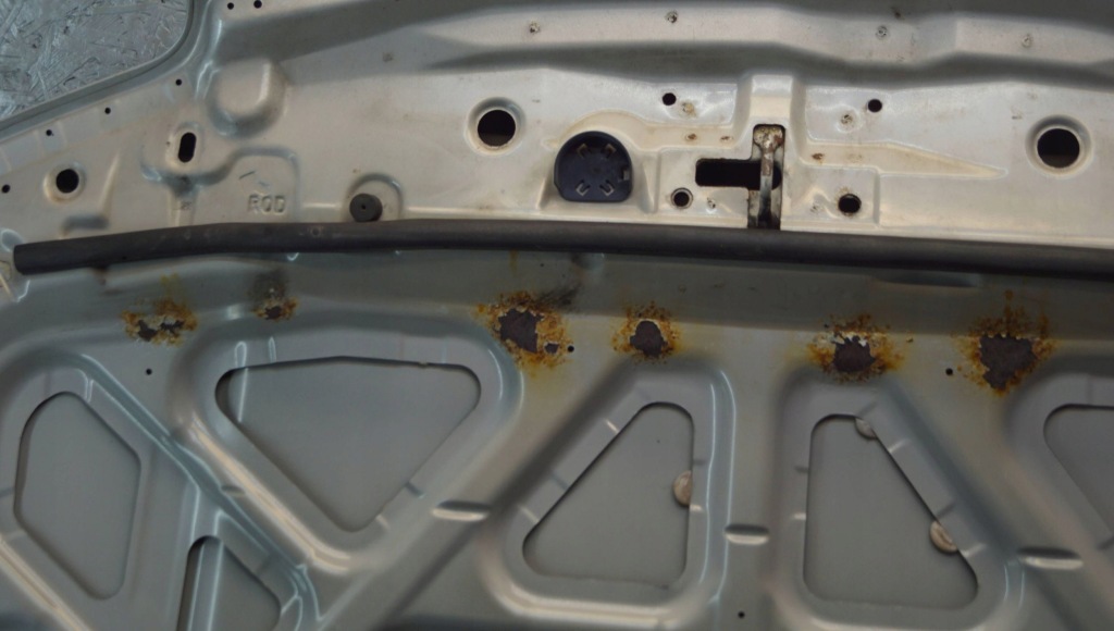 Opel maverick 2 капот крышка двигателя yn m962 Киев