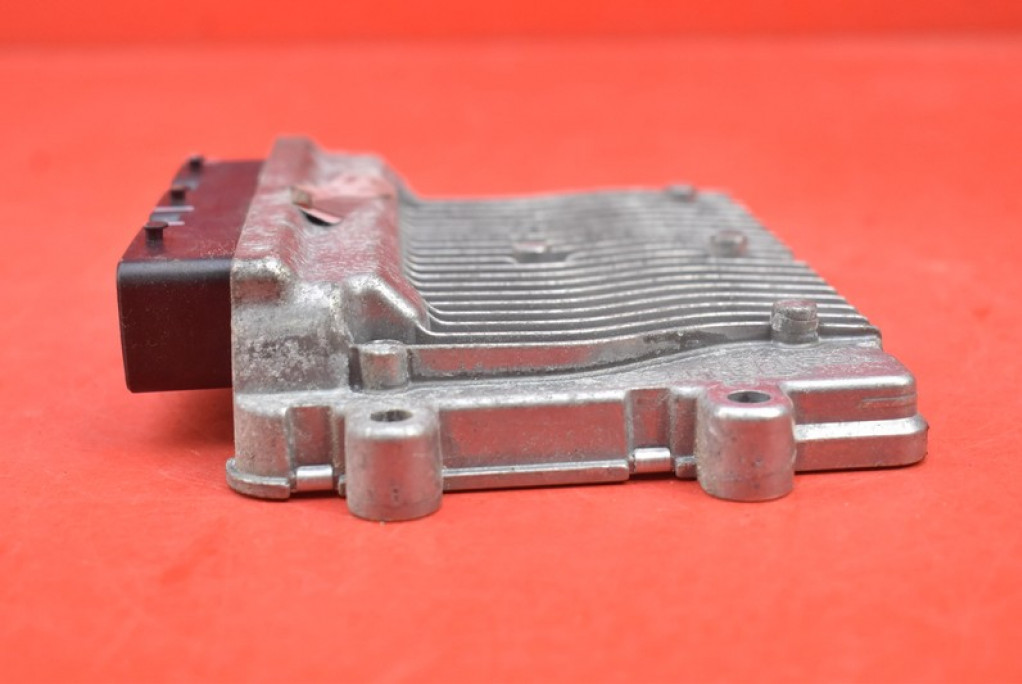 фото №5, Блок управления 9660727380 9655883280 21585639-4 peugeot 107 1.4 8v 75 km 05-09