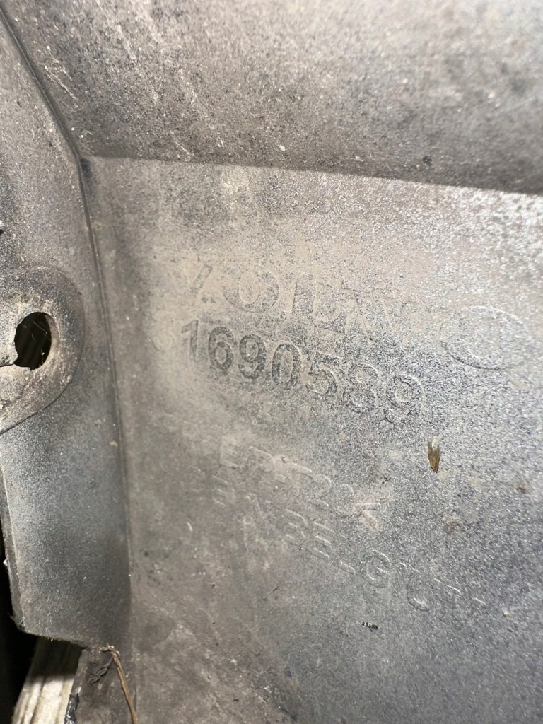 фото №11, Бампер перед передний volvo s60 iii 3 v60 ii 2 2018- 31690589 + решётки полный