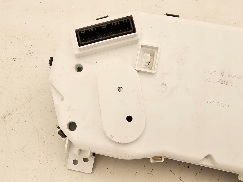 фото №9, Subaru crosstrek 17- счетчик приборы 85004fl180 usa