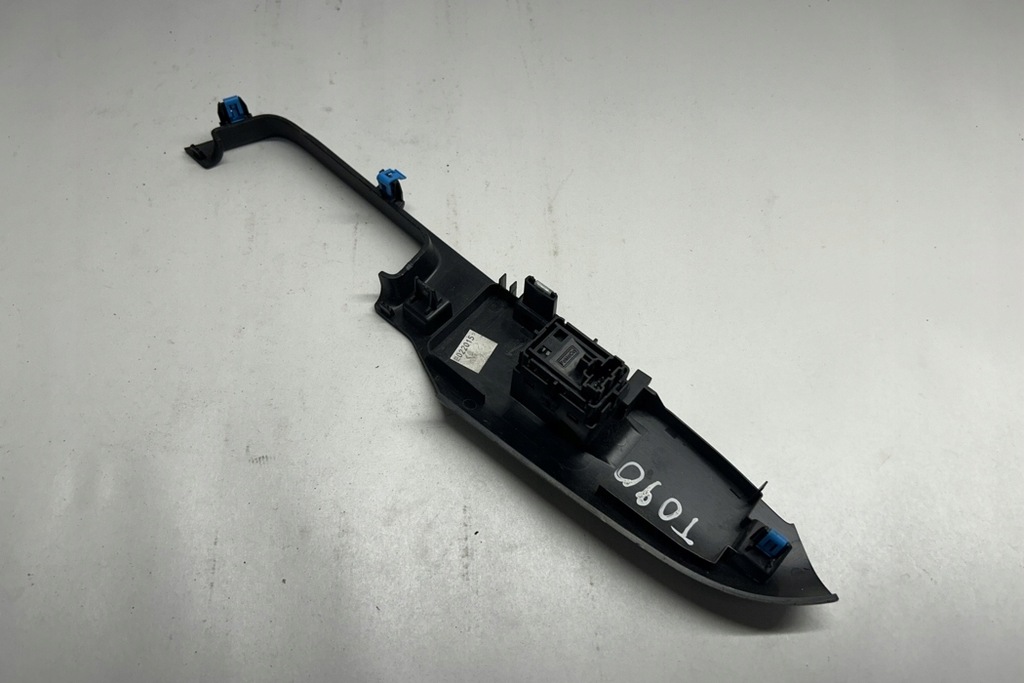 фото №10, Кнопка керування вікон правих передніх двері ford usa mustang coupe