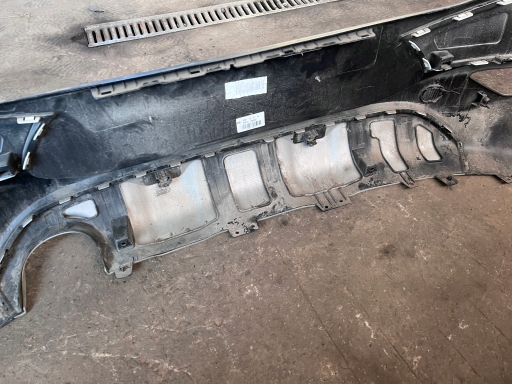 Бампер задній задній kia stonic 17- білий Доставка