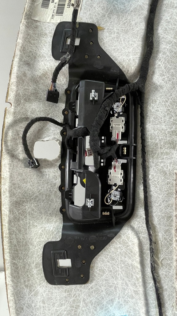 фото №9, Chevrolet camaro vi 16- потолок