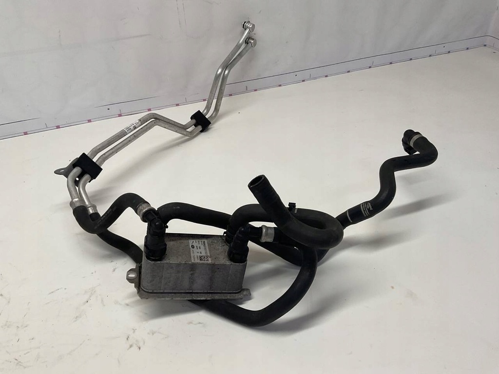 фото №6, Jaguar f-pace радіатор оливи aw83-7a095-aa