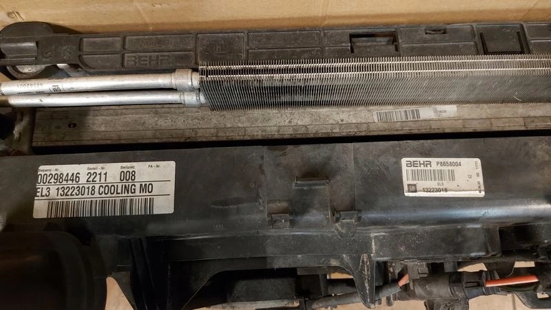 Opel insignia 2,0 cdti комплект радиатор набор воды интеркулер Цена