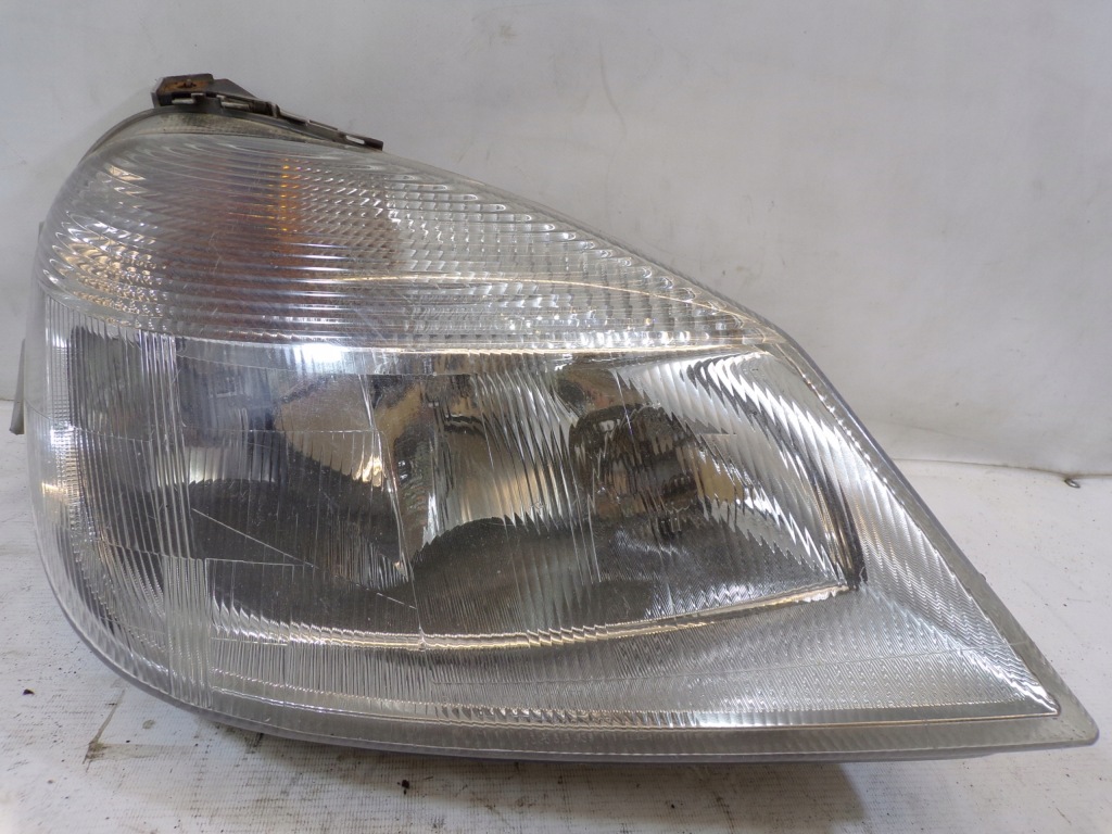 Купити Лампа права передня перед mercedes vaneo 1