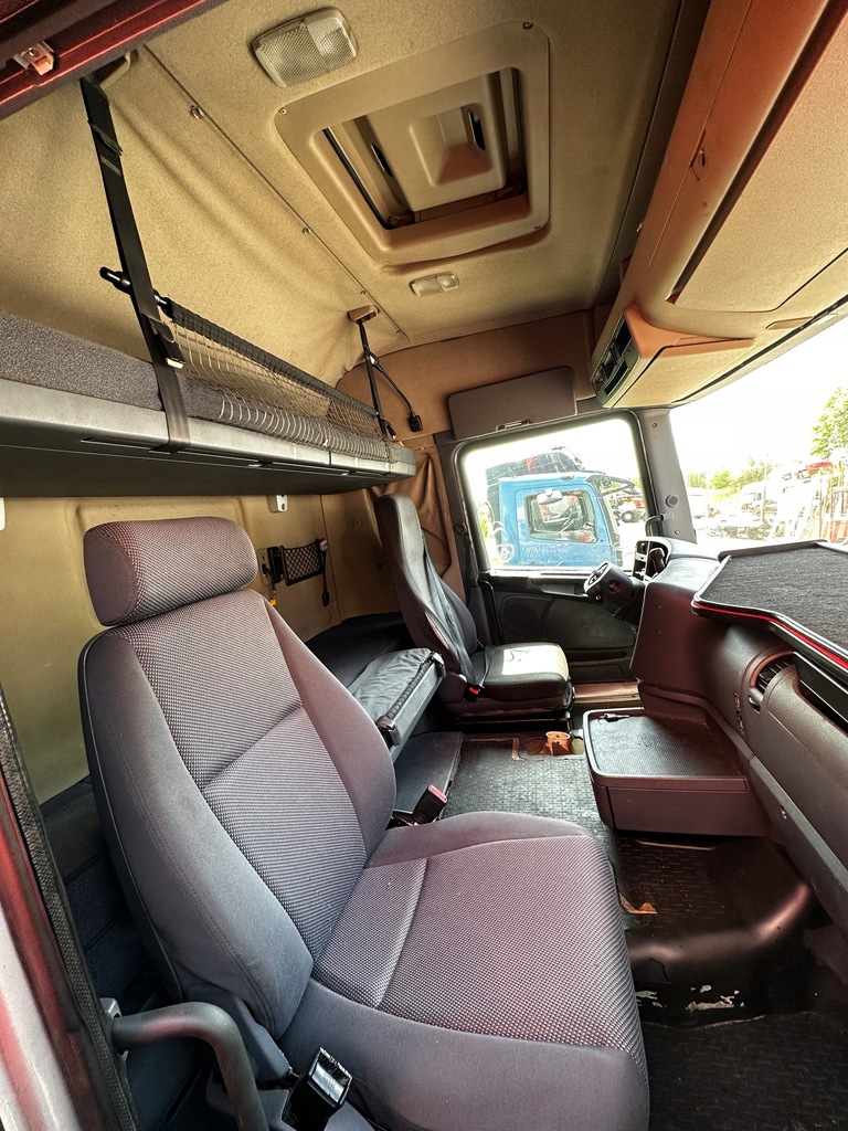 фото №12, Кабина комплектная scania r highline большой бардачок