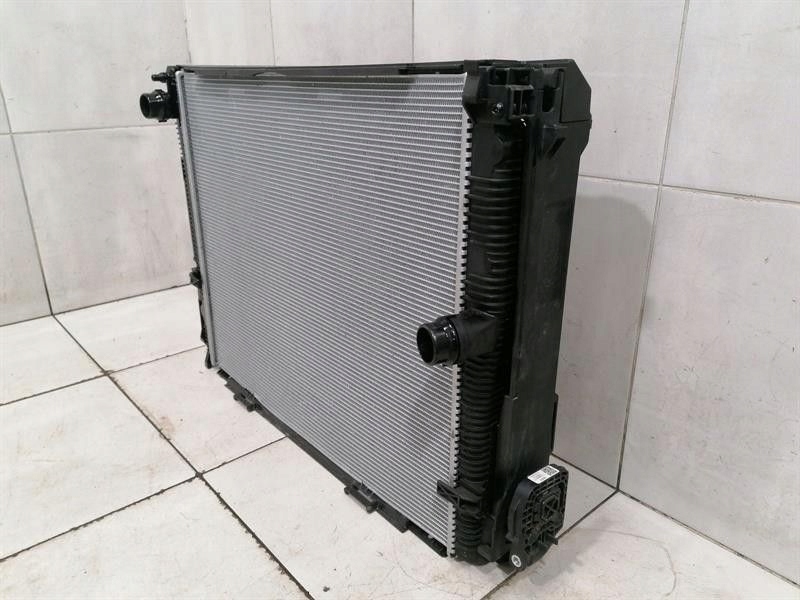 Купити Bmw 4 m4 g82 g22 радіатор водяна 8747893 wadliwa радіатор водяна