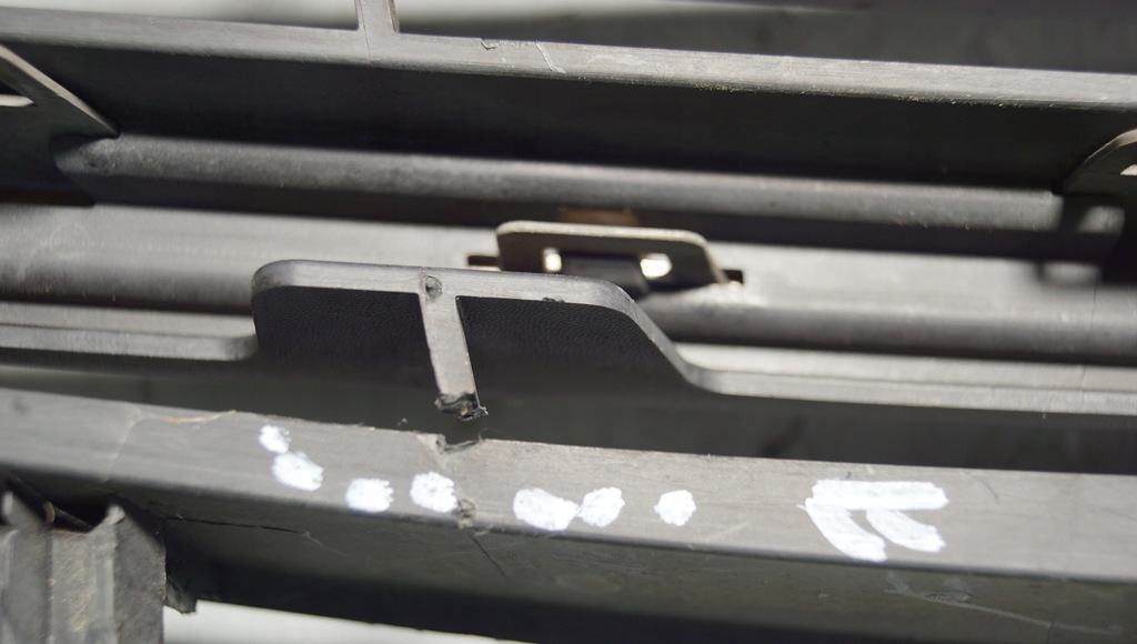 фото №14, Решётка радиатора решётка радиатора opel vivaro b 93452300