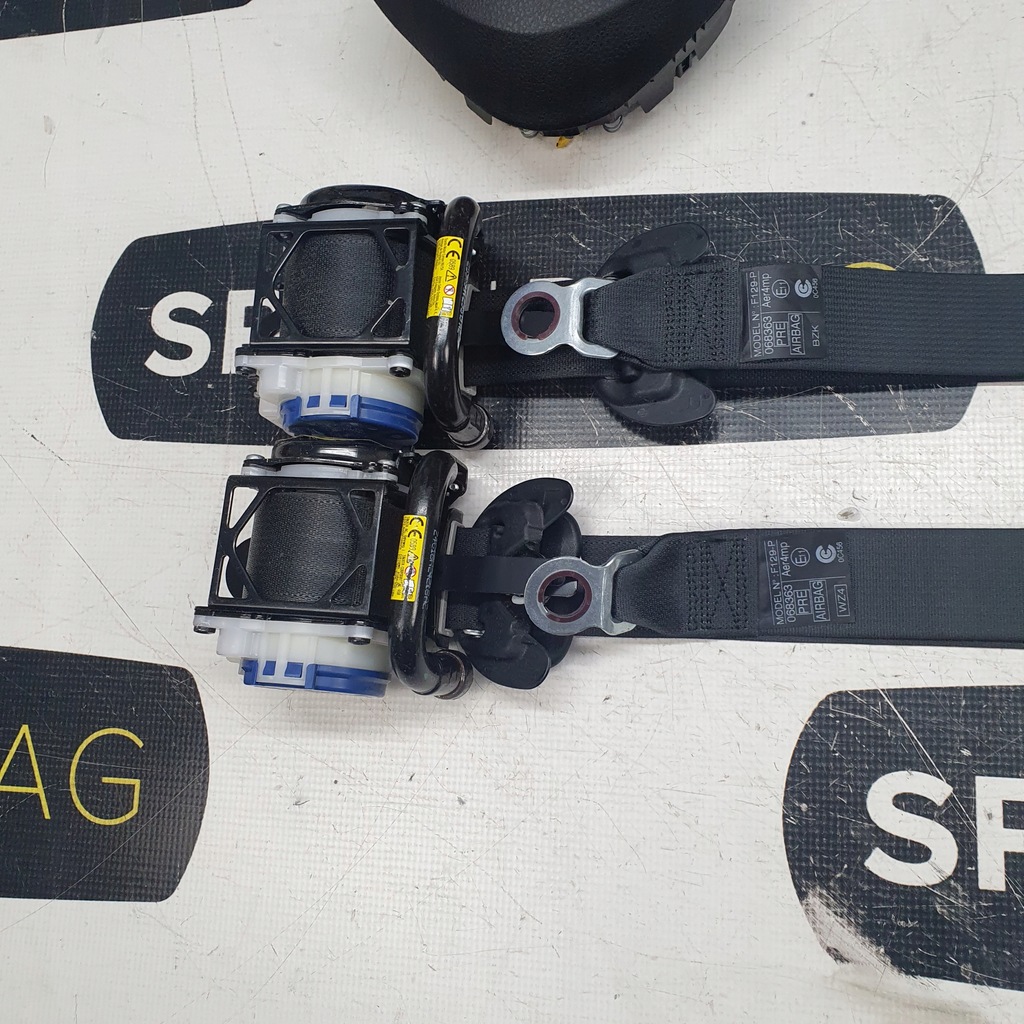 фото №10, Chr приборная панель консоль подушки безопасности ремни подушка безопасности