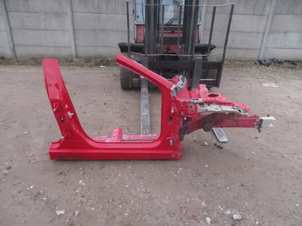 фото №1, Блок двигуна поріг правий mercedes a klasa w176 18r