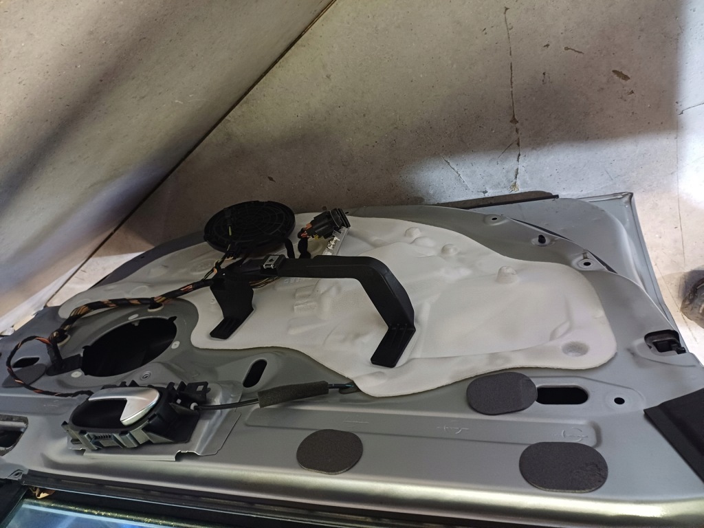 фото №11, Двері ліва перед peugeot 508 i код лакофарбового покриття ezrc