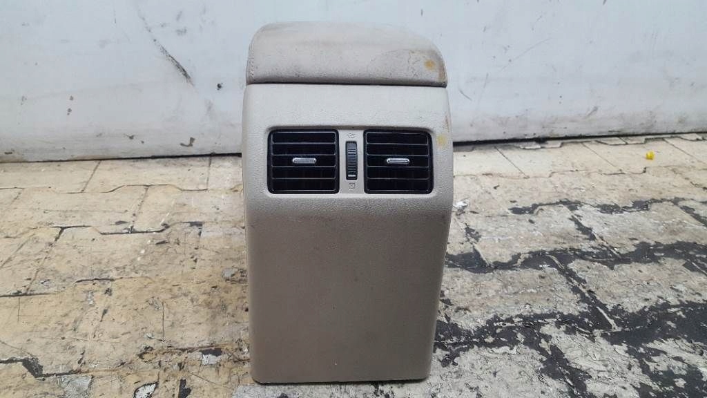 фото №9, Подлокотник туннель subaru outback v europa