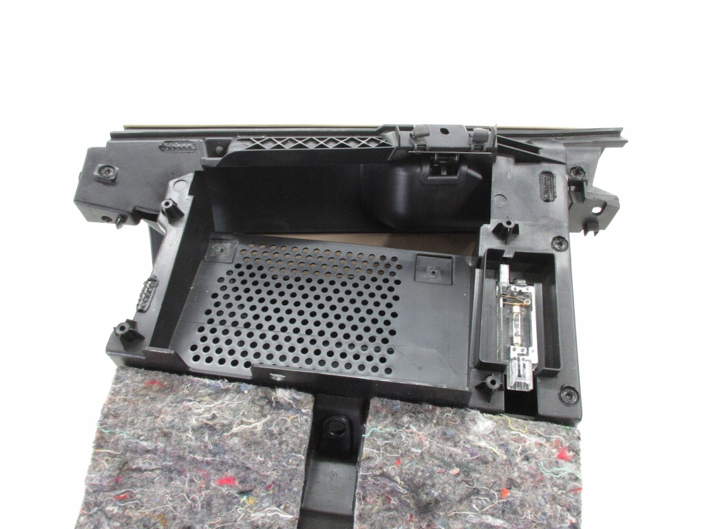 фото №10, Lancia delta 3 iii 08-14 бардачок пассажира europa