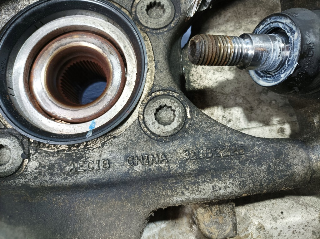 фото №7, Volvo s90 v90 ii 16- 2.0d 150km поворотний кулак ліва перед 31682225