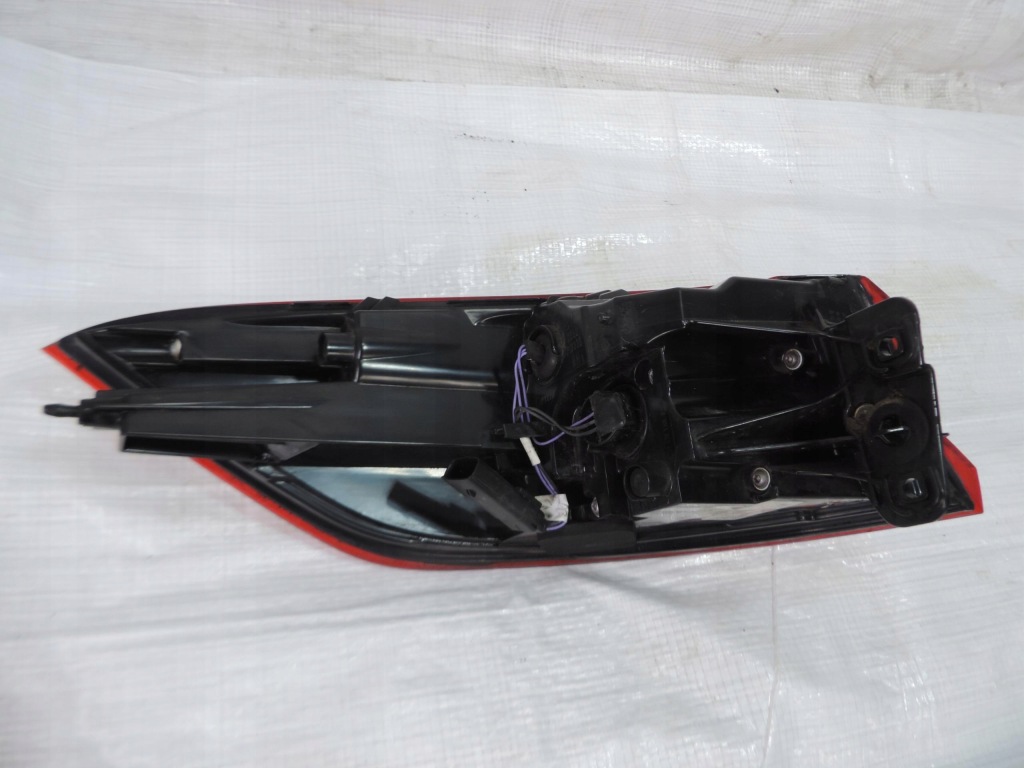 Фара задний  правый led opel insignia b 2 универсал 39099113 в Украине