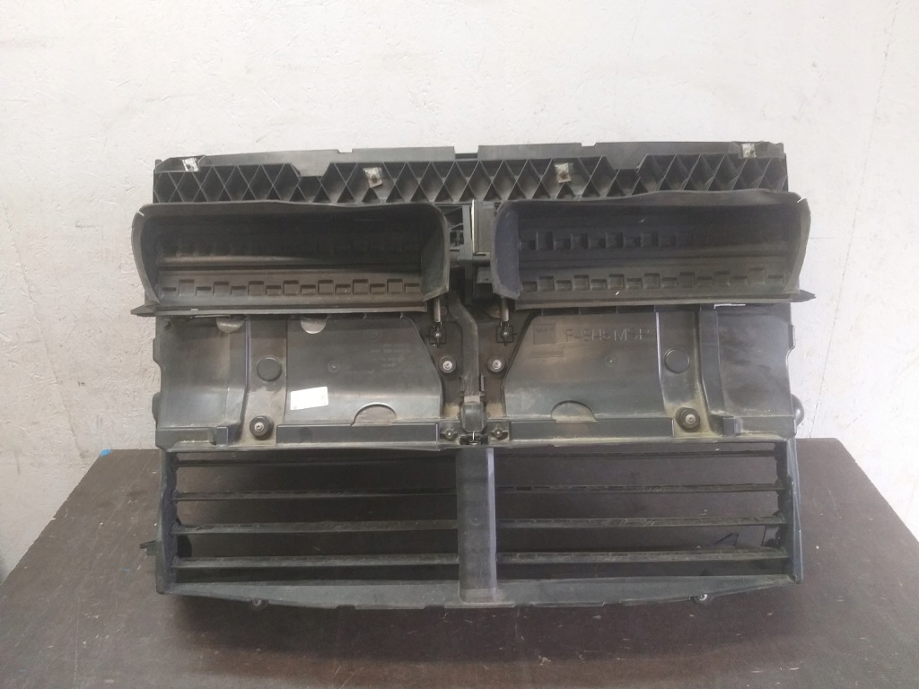 фото №1, Pas передний жалюзи bmw 2 ii f45 f46 5174 8058552