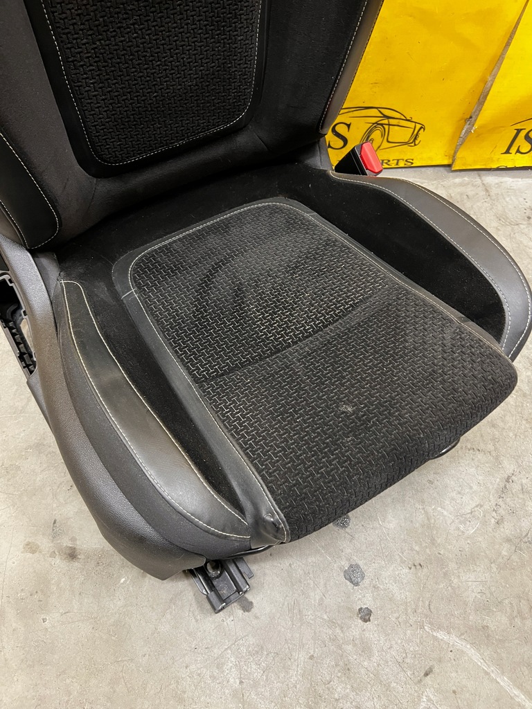 фото №4, Сидіння перед правий напівшкіра renault megane iv hb gt line