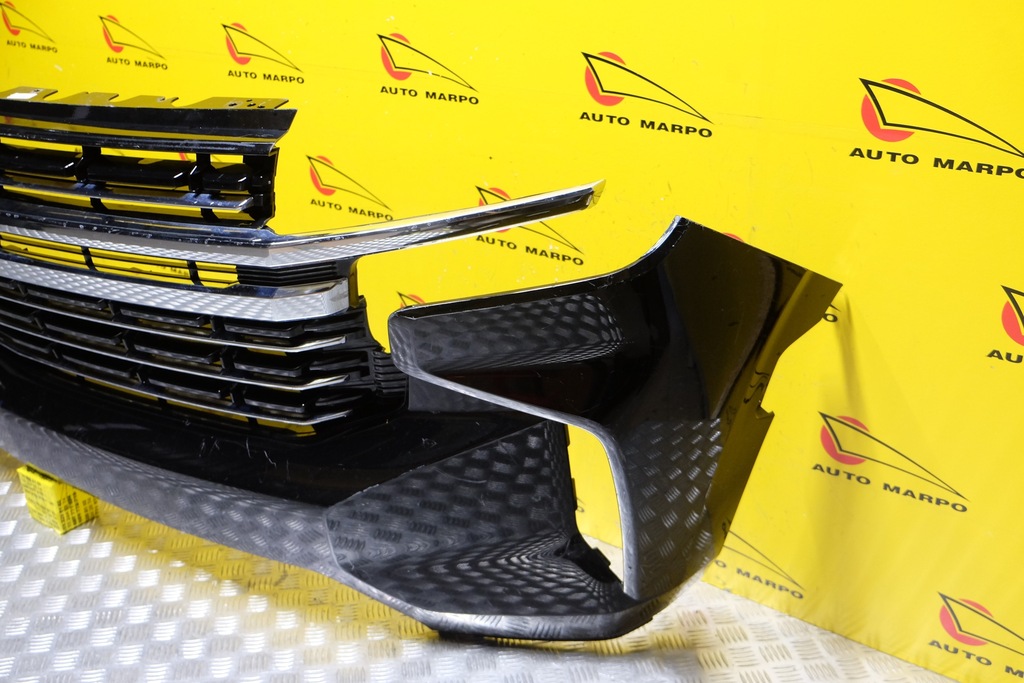 фото №10, Chevrolet tahoe suburban 2021- бампер решітка радіатора usa