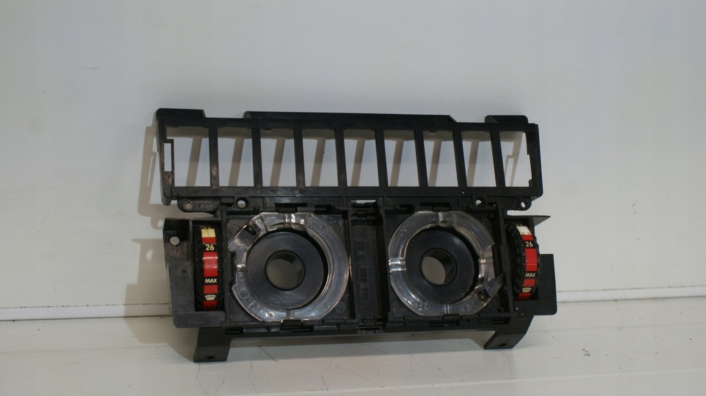 фото №1, Mercedes w124 панель вентиляция обдув 1