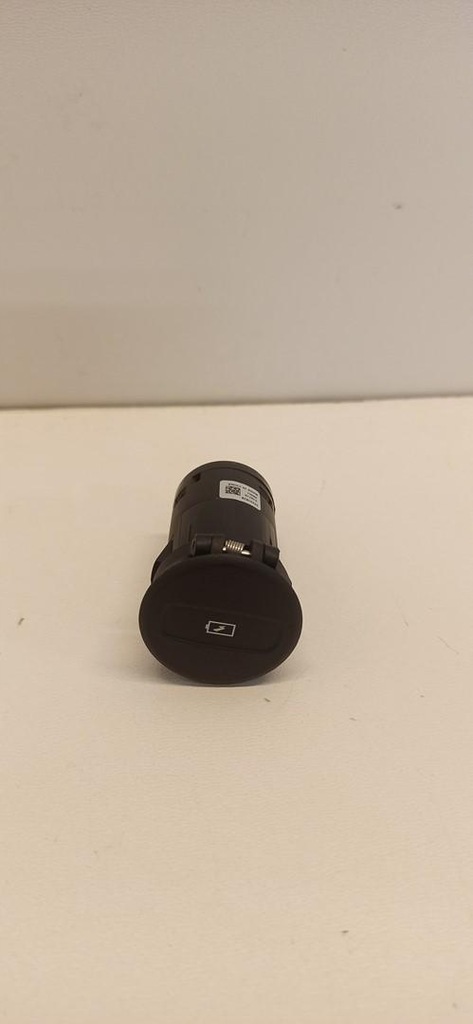 фото №1, Volvo v60 cc разъём port usb 32231928